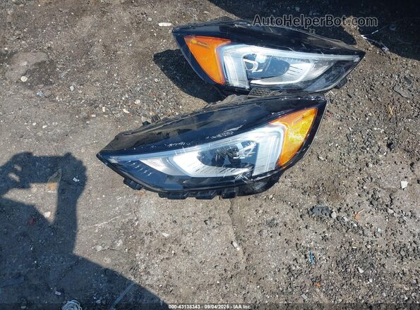 2FMPK3J98LBA03816 2020 FORD EDGE Red Widok zestawu wskaźników