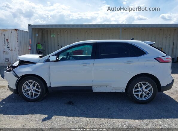 2FMPK4J92NBA41941 2022 FORD EDGE White 360 interior view