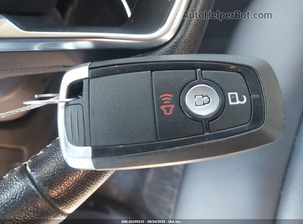 2FMPK4J93MBA26900 2021 FORD EDGE White 