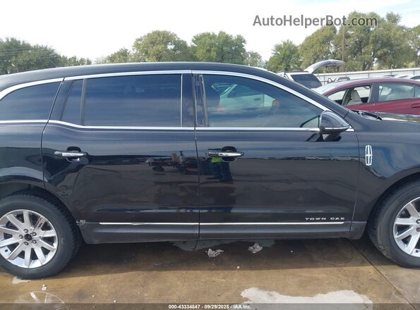 2LMHJ5NK1JBL02453 2018 LINCOLN MKT Black Widok wnętrza z tyłu