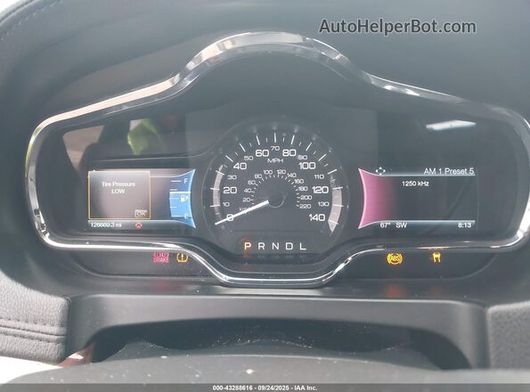 2LMHJ5NK8JBL02398 2018 LINCOLN MKT Black 