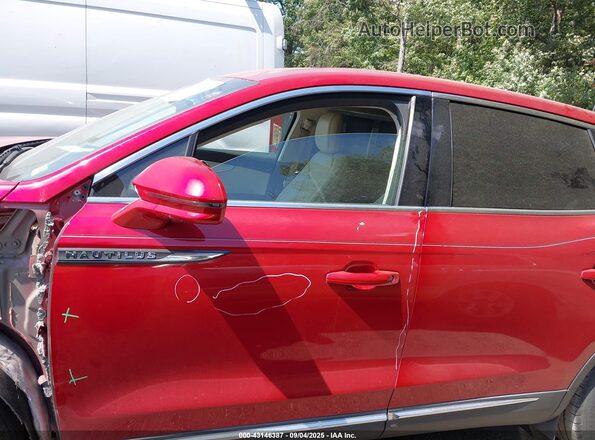 2LMPJ6J90LBL28517 2020 LINCOLN NAUTILUS Red Widok wnętrza 360 stopni