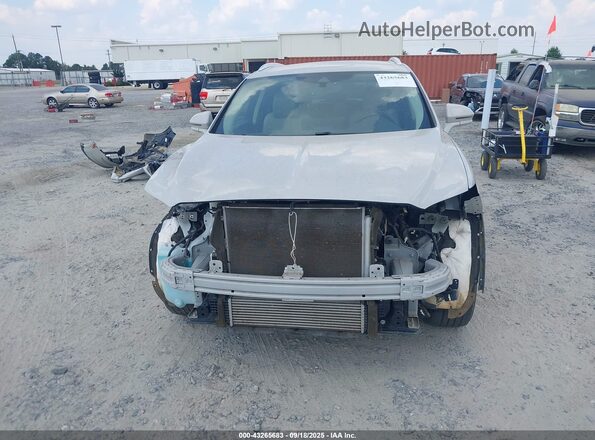 2LMPJ6J90NBL22915 2022 LINCOLN NAUTILUS Cream Դիմացի տեսք