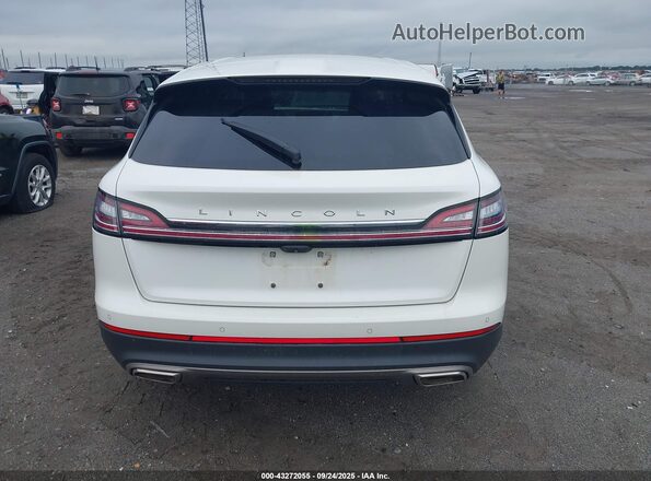 2LMPJ6J96NBL16875 2022 LINCOLN NAUTILUS White 