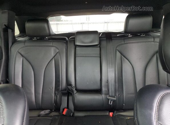 2LMPJ6K95LBL15003 2020 LINCOLN NAUTILUS Silver Rear seats view