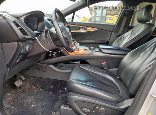 2LMPJ6KR0JBL14810 2018 LINCOLN MKX Silver 