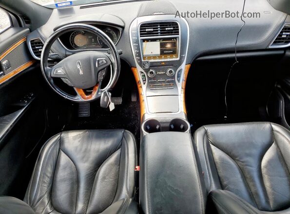 2LMPJ6KR0JBL14810 2018 LINCOLN MKX Silver 