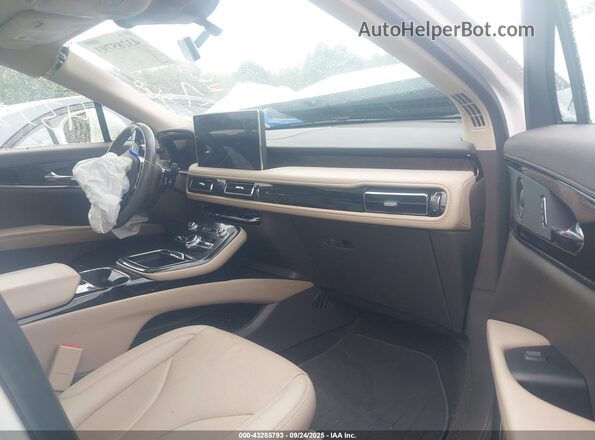 2LMPJ8K9XNBL08398 2022 LINCOLN NAUTILUS White 
