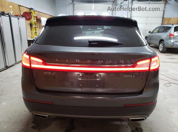 2LMPJ8LR7JBL19643 2018 LINCOLN MKX Gray 