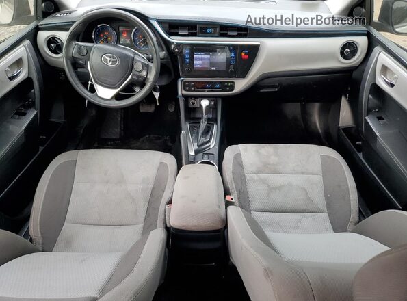 2T1BURHE3JC073694 2018 TOYOTA LL Silver 