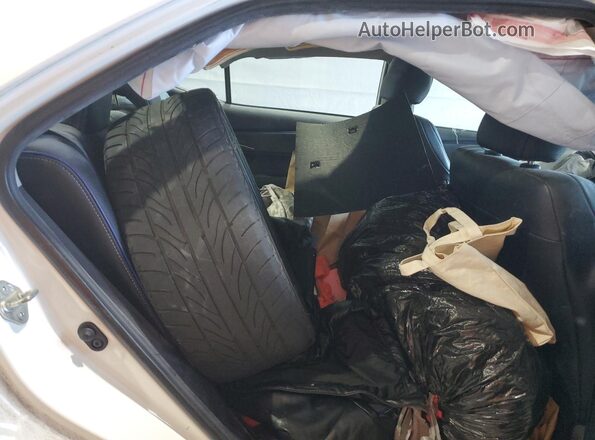 2T1BURHE7KC208936 2019 TOYOTA LL White Vista de los asientos traseros