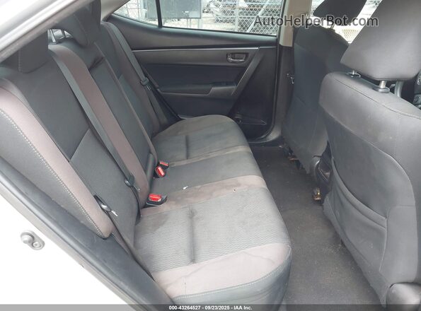 2T1BURHE8KC156961 2019 TOYOTA LL Silver VIN კოდის სტიკერის ხედი