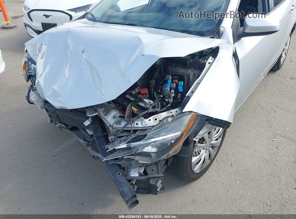 2T1BURHEXJC986114 2018 TOYOTA LL Silver 