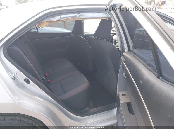 2T1BURHEXJC986114 2018 TOYOTA LL Silver 