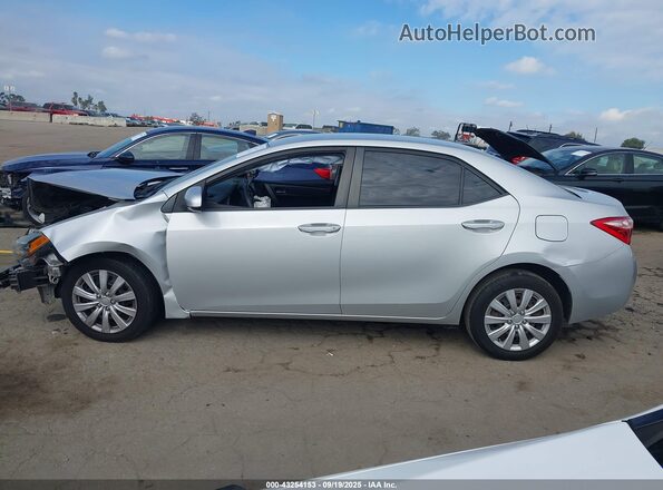 2T1BURHEXJC986114 2018 TOYOTA LL Silver 