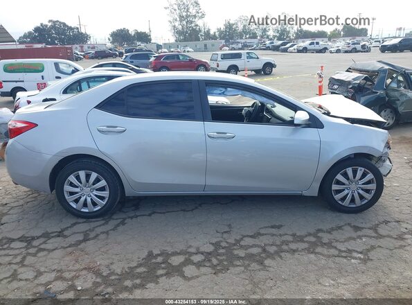 2T1BURHEXJC986114 2018 TOYOTA LL Silver 