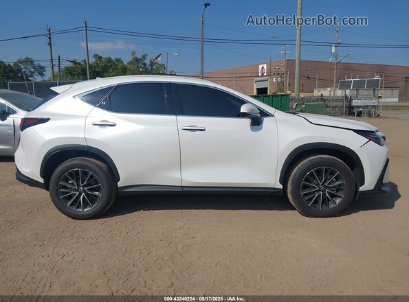 2T2AGCEZ4SC070162 2025 LEXUS NX 350 White Vista interior trasera