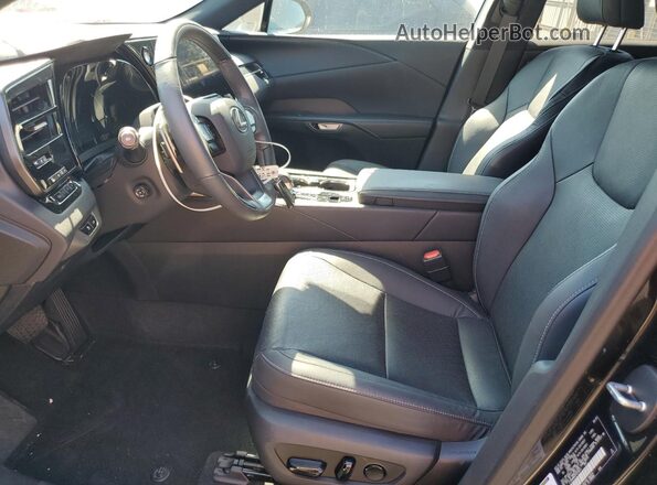 2T2BAMBA5PC015611 2023 LEXUS RX Черный Вид салона спереди