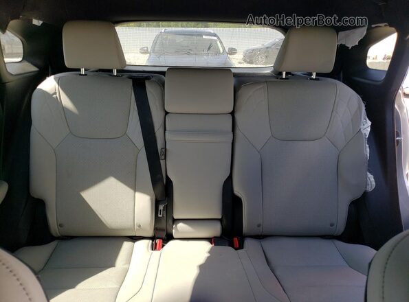 2T2BAMCA0RC078035 2024 LEXUS RX Silver Вид задніх сидінь