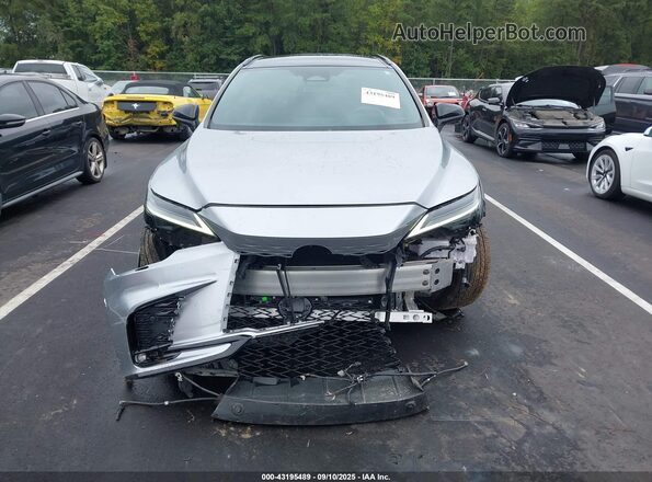 2T2BCMEA7PC002512 2023 LEXUS RX 500H Silver Вид задньої частини салону
