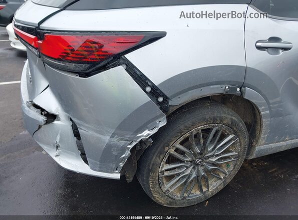 2T2BCMEA7PC002512 2023 LEXUS RX 500H Silver 