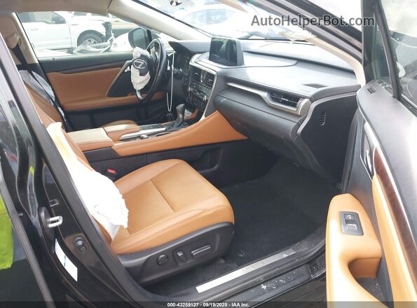 2T2HGMDA0NC088761 2022 LEXUS RX 450H Черный Вид салона спереди