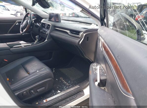2T2HZMAA6MC209595 2021 LEXUS RX 350 Белый Вид салона спереди