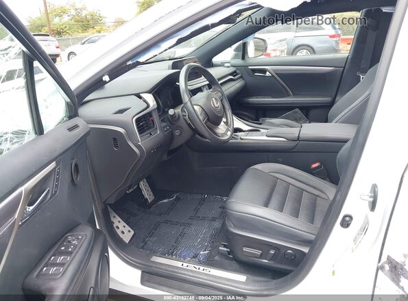 2T2SZMAA6NC225528 2022 LEXUS RX 350 White Front interior view