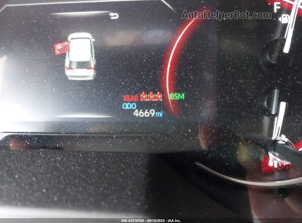 2T3A1RFV0RW483295 2024 TOYOTA LE Черный 