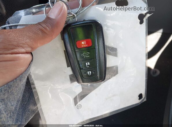 2T3A1RFV1MW158079 2021 TOYOTA LE Зеленый Вид панели приборов
