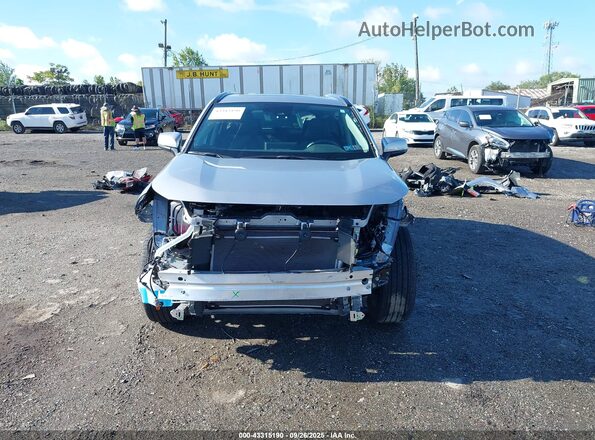 2T3A1RFV7RC471436 2024 TOYOTA LE Silver Vista frontal