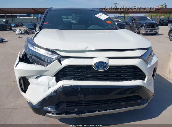 2T3E6RFV0NW032218 2022 TOYOTA RAV4 HYBRID White Front view