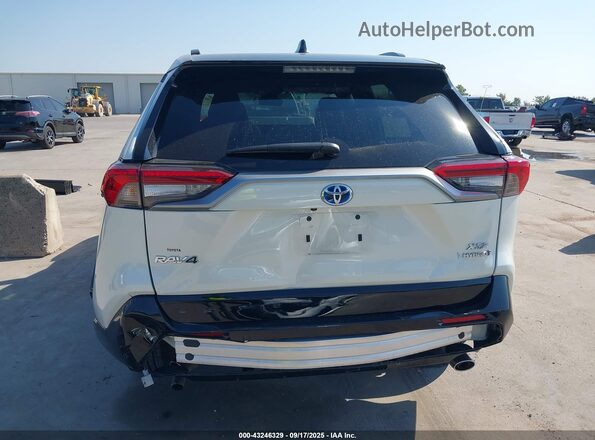 2T3E6RFV0NW032218 2022 TOYOTA RAV4 HYBRID White 