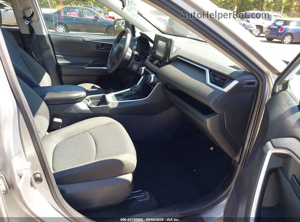 2T3F1RFV6LC071378 2020 TOYOTA LE Silver Vista interior delantera