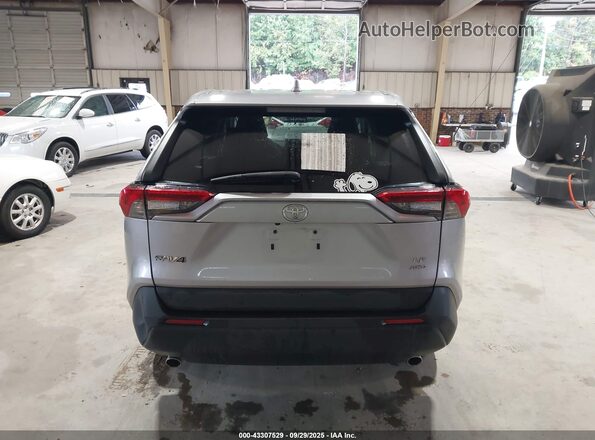 2T3G1RFV3NC265499 2022 TOYOTA LE Серебряный 