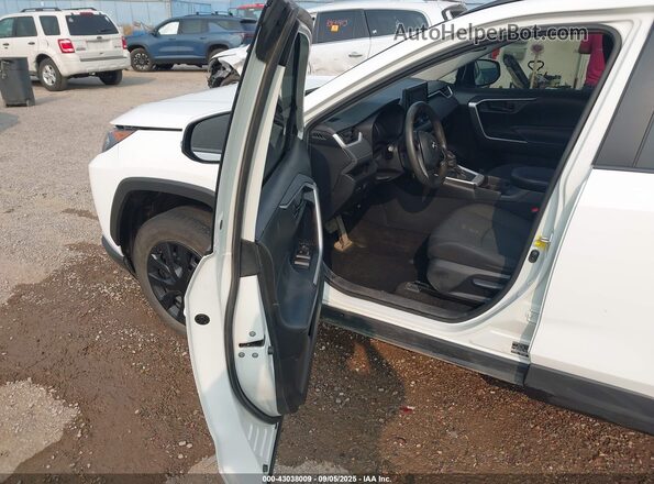 2T3G1RFV5LC134975 2020 TOYOTA LE White Vista interior delantera