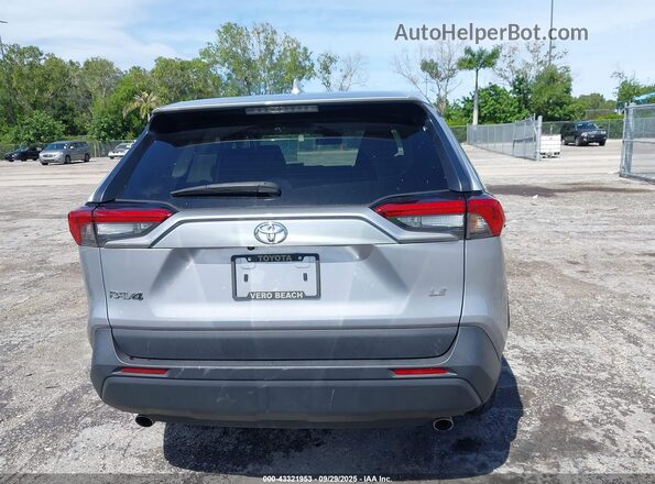 2T3H1RFV0RC257340 2024 TOYOTA LE Silver 