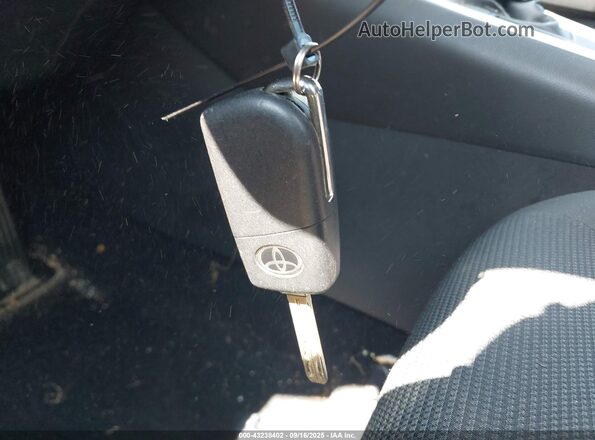 2T3H1RFV3LC064087 2020 TOYOTA LE Silver Առջևի վահանակի տեսք