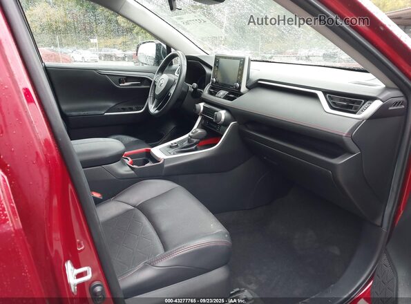 2T3J1RFV4LC073852 2020 TOYOTA RAV4 Red Front interior view