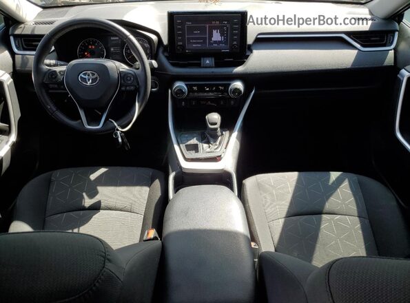 2T3P1RFVXLW114400 2020 TOYOTA LE Серый Вид панели приборов
