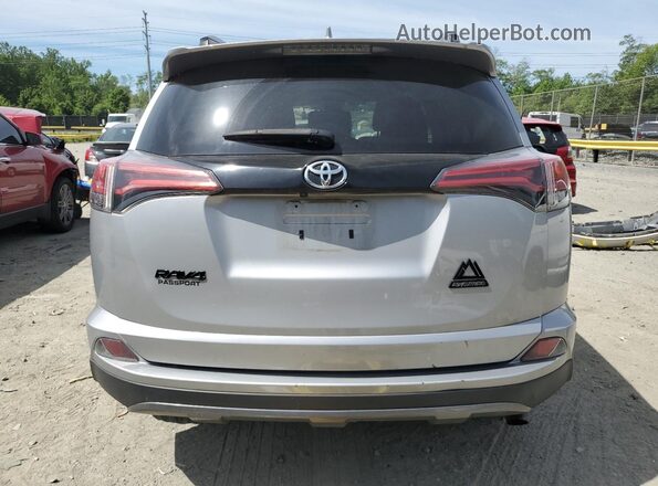 2T3RFREV5JW827150 2018 TOYOTA RAV4 Silver 