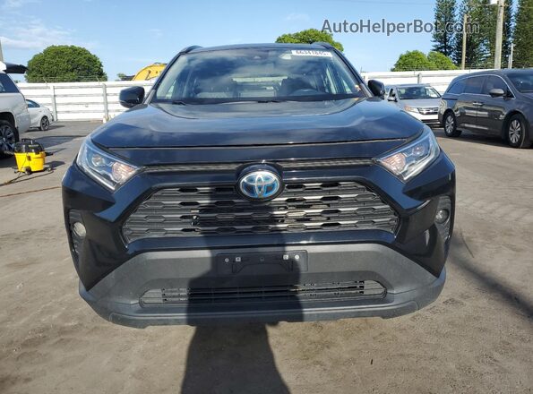 2T3RWRFV7LW082757 2020 TOYOTA LE Black Vista frontal