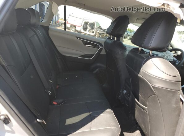 2T3W1RFV1LW073991 2020 TOYOTA LE Silver Հետևի նստատեղերի տեսք