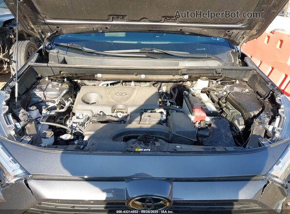 2T3W1RFV2RW344033 2024 TOYOTA LE Silver Вид ззаду