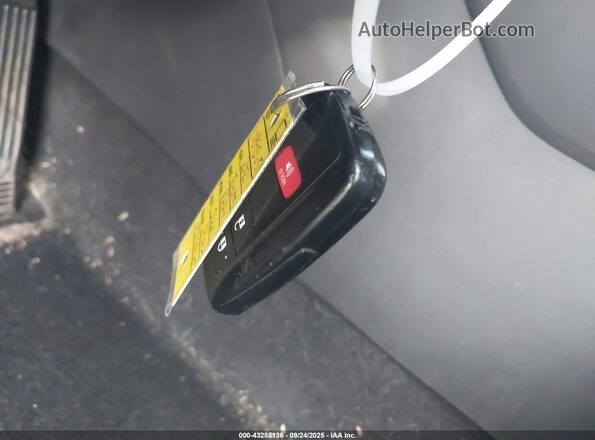 2T3W1RFV5MC089565 2021 TOYOTA LE Silver Առջևի վահանակի տեսք