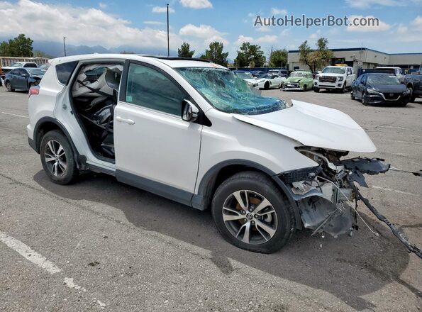 2T3WFREV9JW484717 2018 TOYOTA RAV4 White 