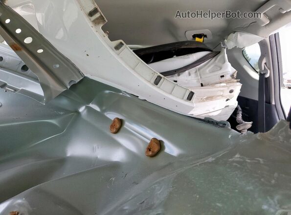 2T3WFREV9JW484717 2018 TOYOTA RAV4 White 
