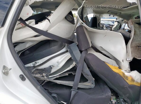 2T3WFREV9JW484717 2018 TOYOTA RAV4 White 