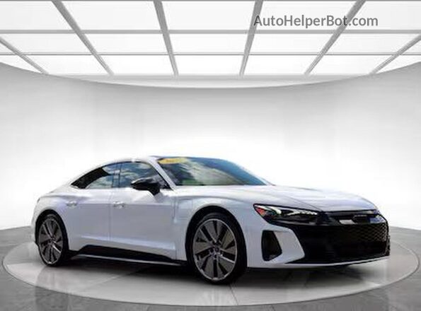 WAUEJBFWXN7003204 2022 AUDI E-TRON White უკანა მარცხენა