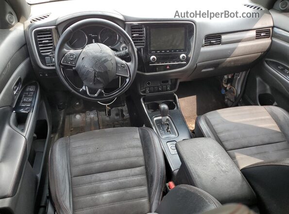JA4AZ3A37LJ001515 2020 MITSUBISHI OUTLANDER Silver Instrument cluster view
